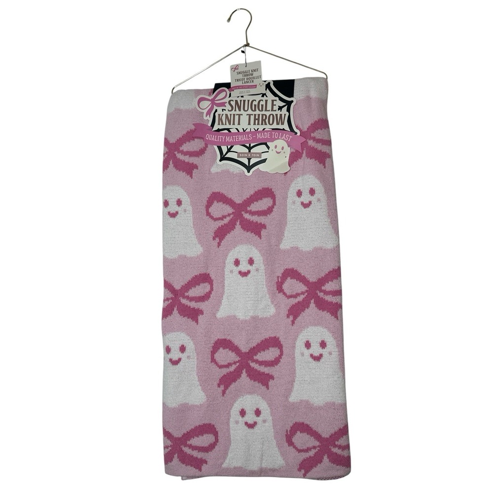 ENVOGUE Snuggle Knit Throw Pink Ghosts Halloween Oversized Blanket Cozy Soft New